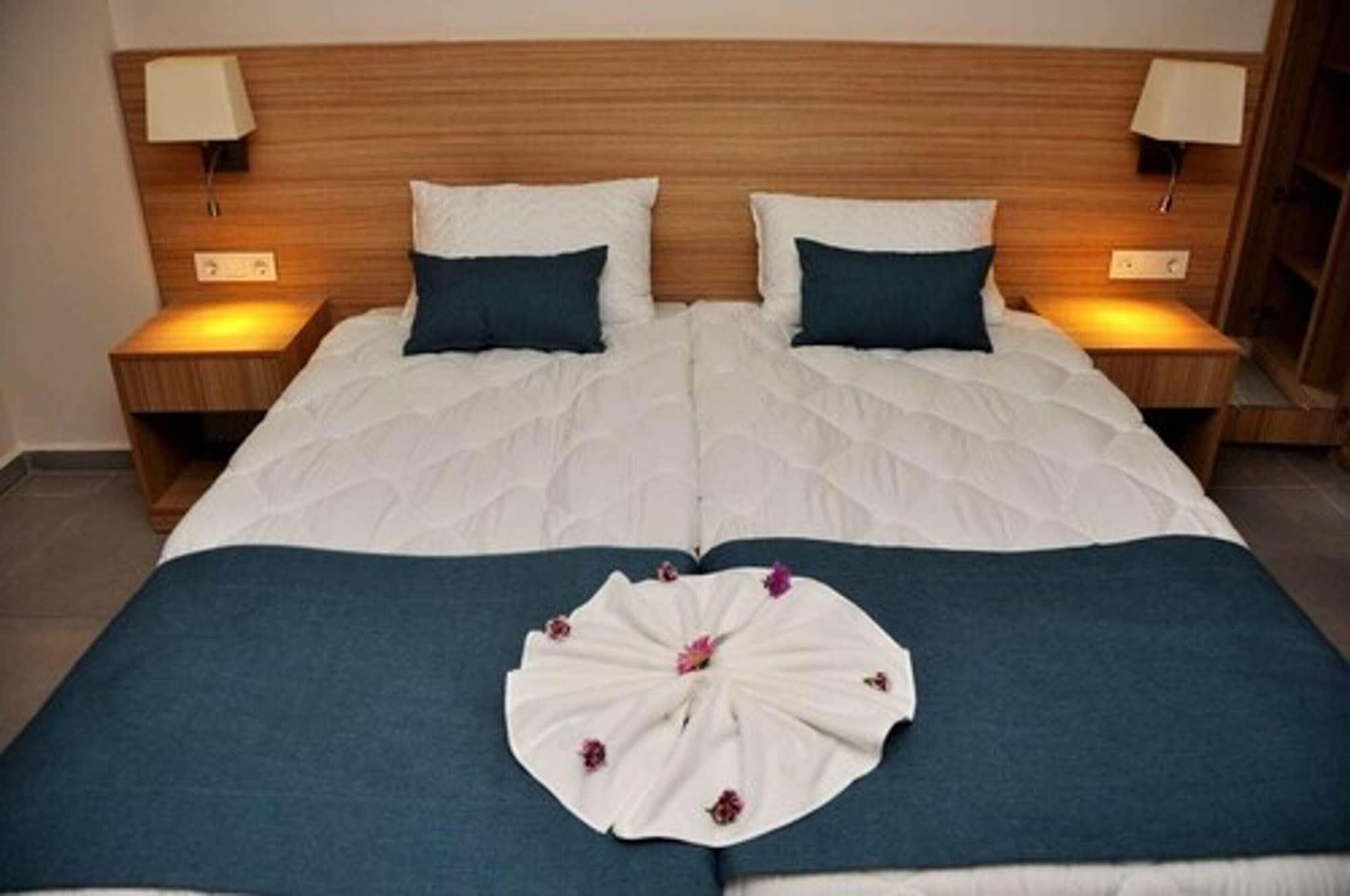 Kleopatra Tuna Apart Hotel Alanya Extérieur photo